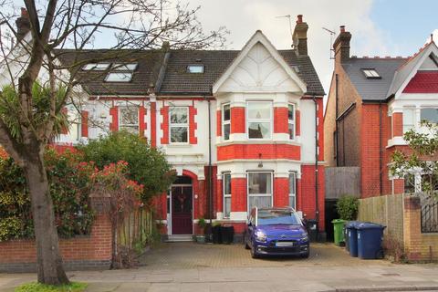 3 bedroom flat for sale, Twyford Avenue, Acton