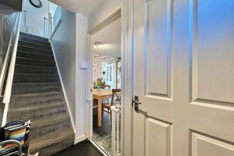 20 Cypress Road, Kendray, Barnsley, S70 3NB