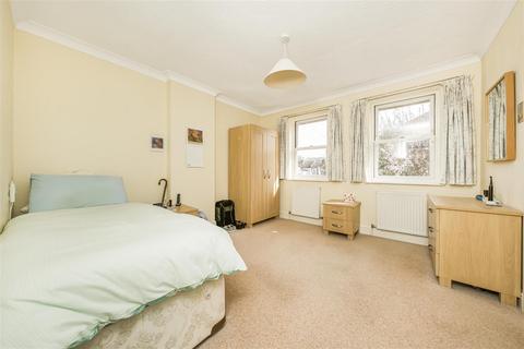 4 bedroom house for sale - Luther Road, Teddington