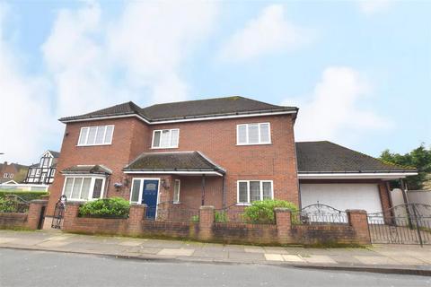 3 bedroom detached house for sale, College Street, Grimsby DN34