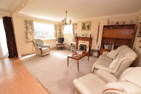 4 bedroom detached house for sale - Amesbury Avenue, Scartho DN33