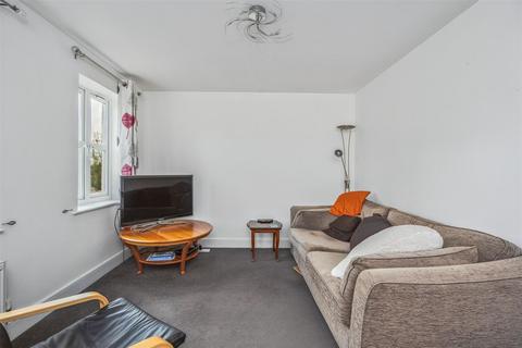 1 bedroom flat for sale, Coxhill Way, Aylesbury HP21
