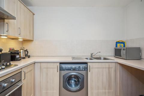 1 bedroom flat for sale, Coxhill Way, Aylesbury HP21