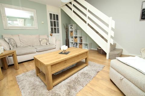 32 Abbots Way, High Wycombe, HP12 4NR