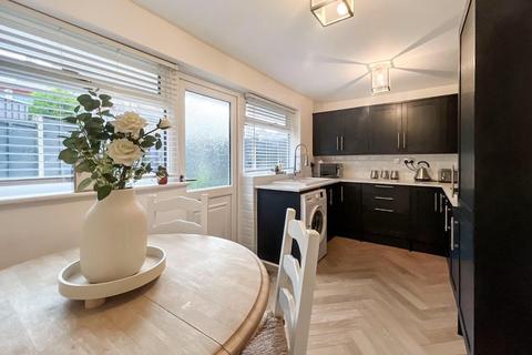 1 Aire Close, Chapeltown, Sheffield, S35 2EP