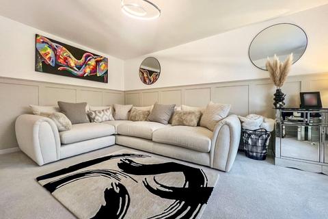 1 Aire Close, Chapeltown, Sheffield, S35 2EP
