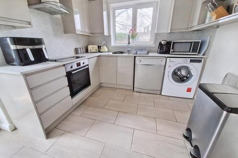 6 Gregory Close, Pencoed, Bridgend, CF35 6RF