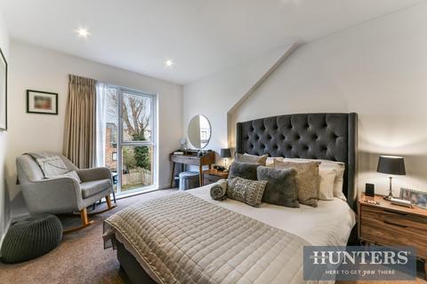 71 Reynard Way, Brentford, TW8 9GF