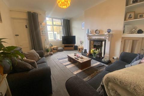 3 bedroom terraced house to rent - Craven Street, Harrogate, North Yorkshire, HG1 5JE