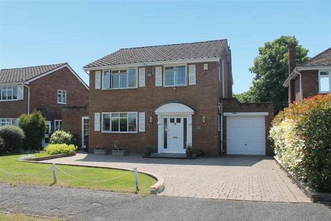 27 Daws Lea, High Wycombe, HP11 1QG