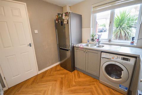 2 bedroom terraced house for sale - Booth Close, Waterthorpe, Sheffield, S20