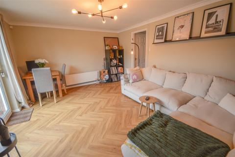 2 bedroom terraced house for sale - Booth Close, Waterthorpe, Sheffield, S20
