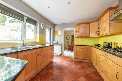 29 Rye View, High Wycombe, HP13 6HL