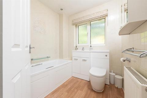 29 Rye View, High Wycombe, HP13 6HL