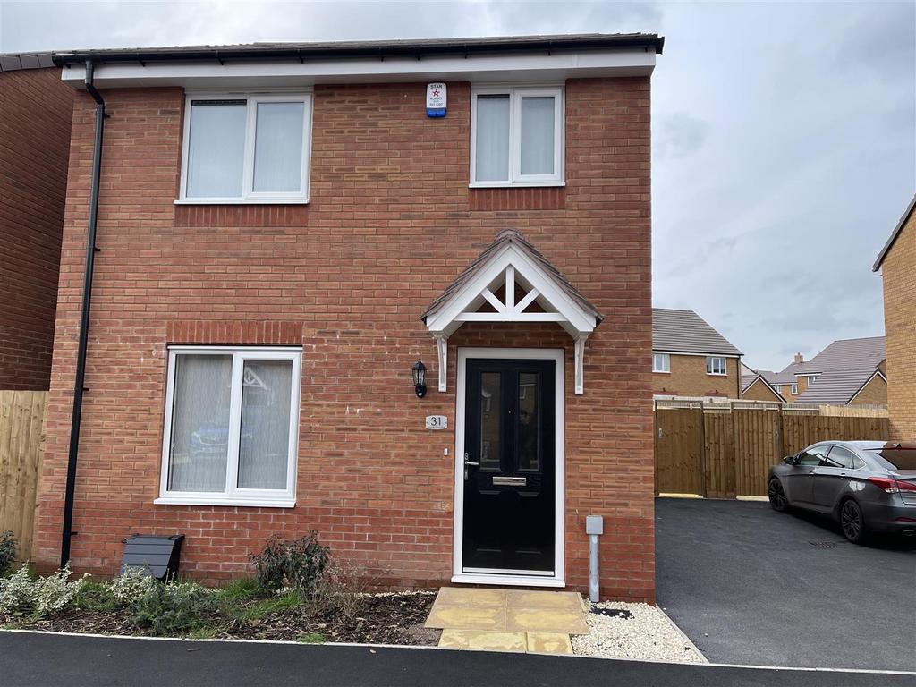 Walsall 3 bed detached house to rent £1,400 pcm (£323 pw)