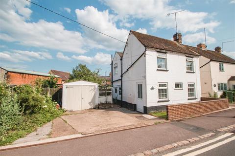 3 bedroom detached house for sale, Quainton Road, Waddesdon HP18