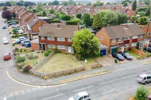 3 bedroom semi-detached house for sale, Hithercroft Road, High Wycombe HP13