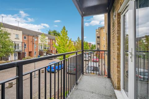 2 bedroom apartment for sale, Tadros Court, High Wycombe HP13