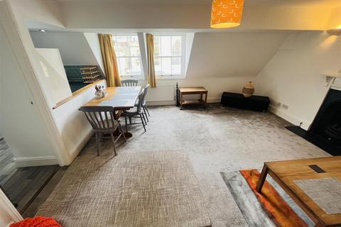 2 bedroom flat to rent - BPC02395 Berkeley Square, Bristol