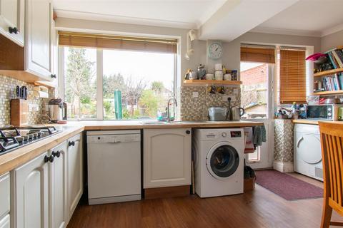 50 Mill Lane, Earley, Reading, RG6 7JE