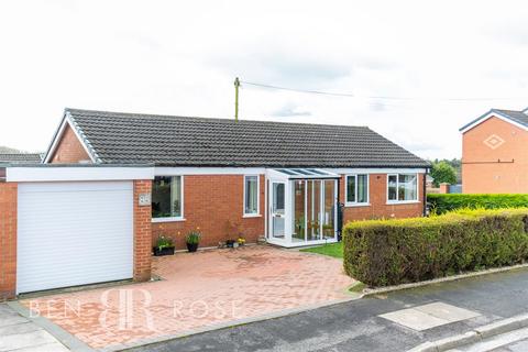 3 bedroom bungalow for sale, Higher Meadow, Clayton-Le-Woods, Leyland