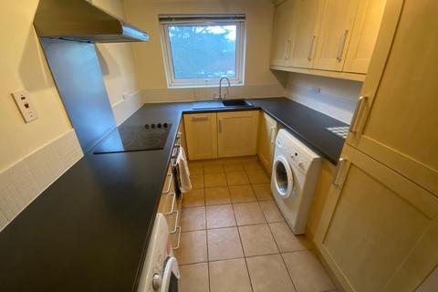 2 bedroom apartment to rent, Woodfield Close, Sutton Coldfield