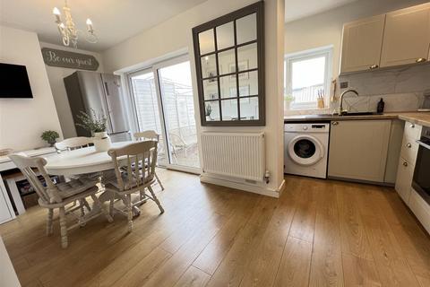 223 Beacon Road, Great Barr, Birmingham, B43 7DB