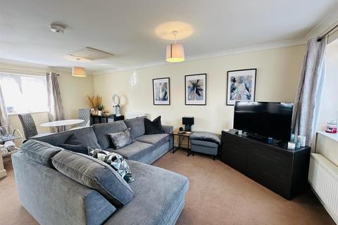 1 bedroom flat for sale, Massey Road, Tiverton EX16