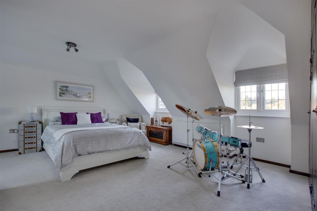 Edgewood Cottage, HP11 1 DS-31.jpg
