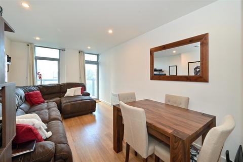 1 bedroom apartment for sale, Coral Apartments, Limehouse, E14