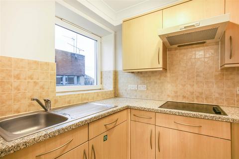 1 bedroom apartment for sale, Alma Road, Windsor