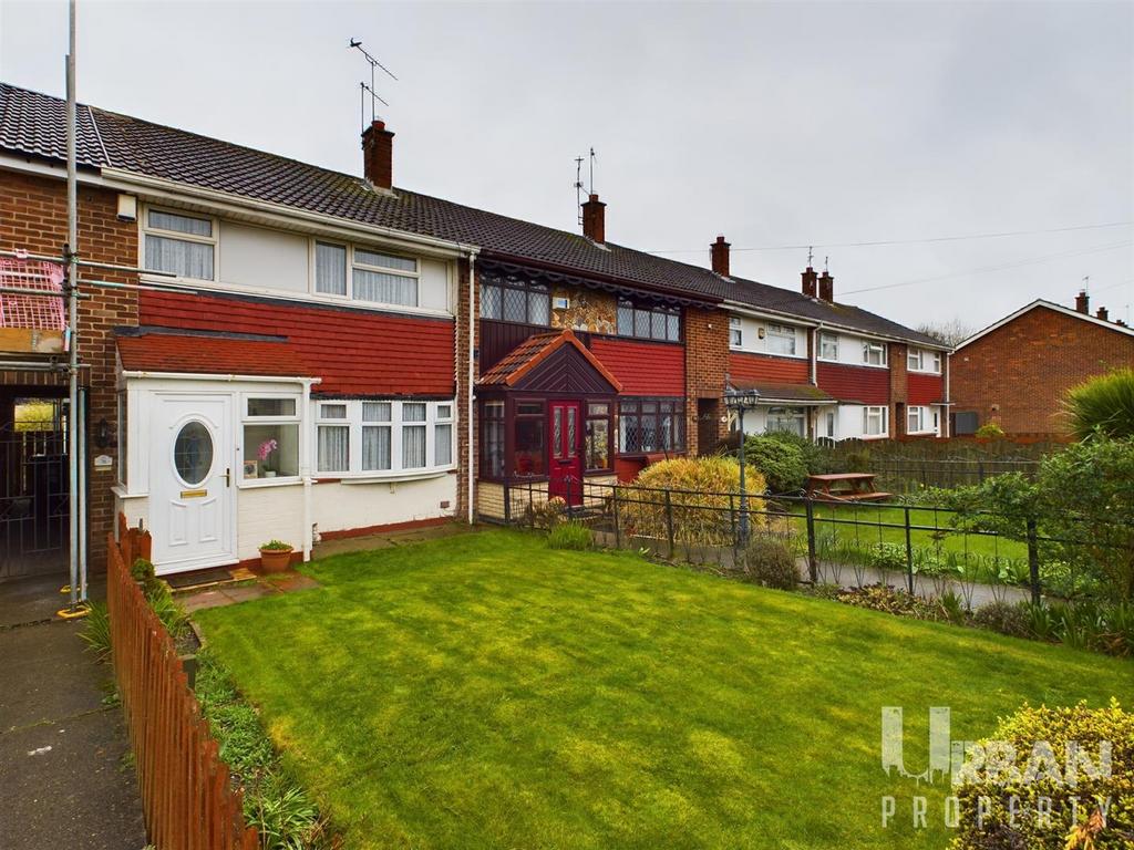 Apollo Walk, Hull 3 bed house for sale £83,000