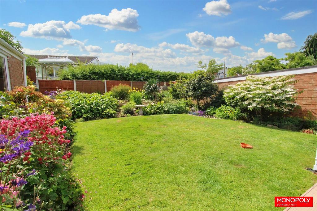 Rear Garden (2).jpg