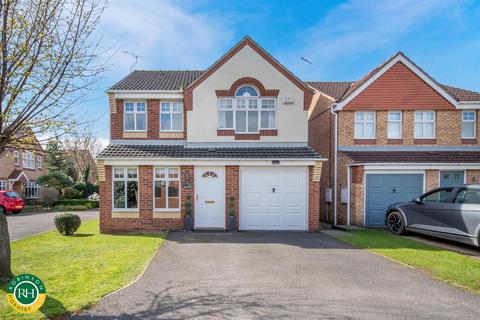 4 bedroom detached house for sale, Ashcourt Drive, Balby, Doncaster