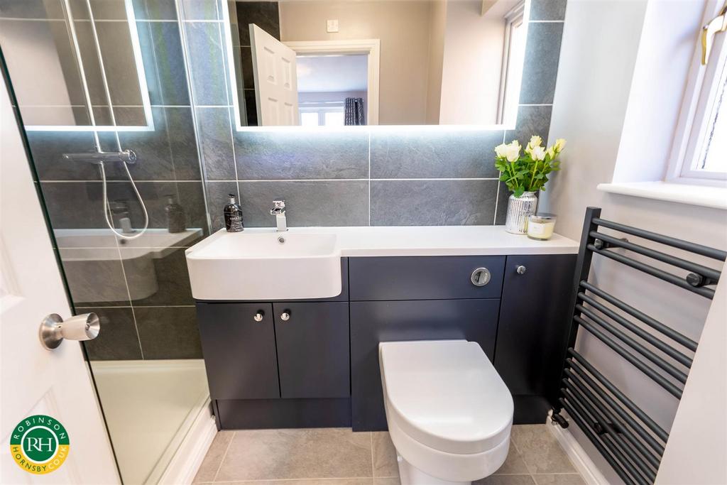 Ensuite