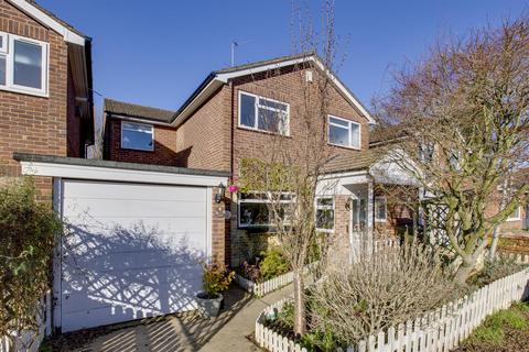 4 bedroom detached house for sale, Cascadia Close, High Wycombe HP11