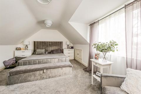 Waterford Ball Lane, Coven Heath, Wolverhampton, WV10 7HB