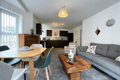 2 bedroom apartment to rent, Skipton Street, Morecambe