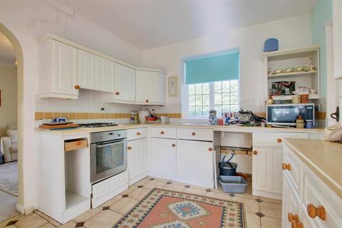 4 bedroom detached house for sale - The Ridgeway, Northaw, Potters Bar