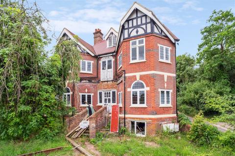 7 bedroom detached house for sale - Chapel Lane, High Wycombe HP12