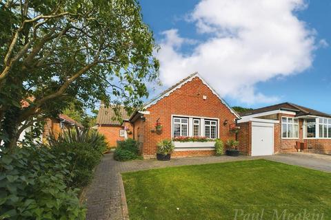 3 bedroom detached bungalow for sale, Tandridge Gardens, Sanderstead