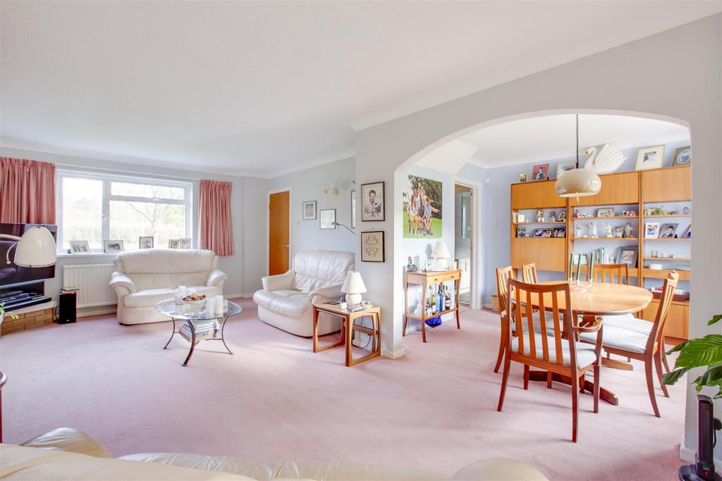 61 Coates Lane, HP13 5 ET-9.jpg