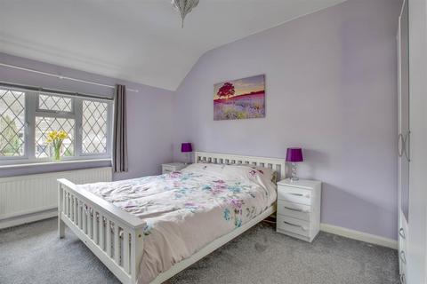 124 Bowerdean Road, High Wycombe, HP13 6AZ