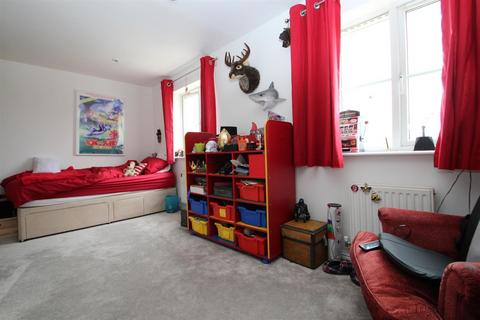 23 Princes Gate, High Wycombe, HP13 7AD