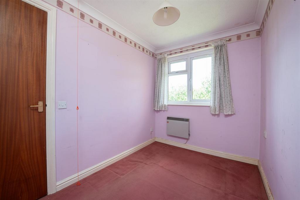 104 Lansdowne Way-15.jpg