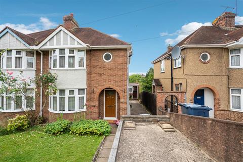 3 bedroom semi-detached house for sale, Healey Avenue, High Wycombe HP13