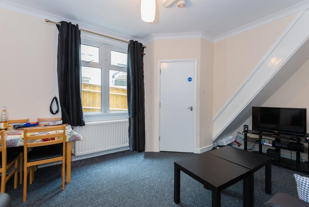 Room- 800px.jpg