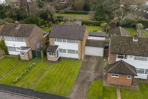 4 bedroom detached house for sale, Highworth Close, High Wycombe HP13