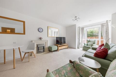 2 bedroom apartment for sale, Birch Place, Dukes Ride, Crowthorne