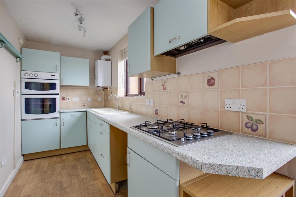 76 Garratts Way, HP13 5 XZ-12.jpg